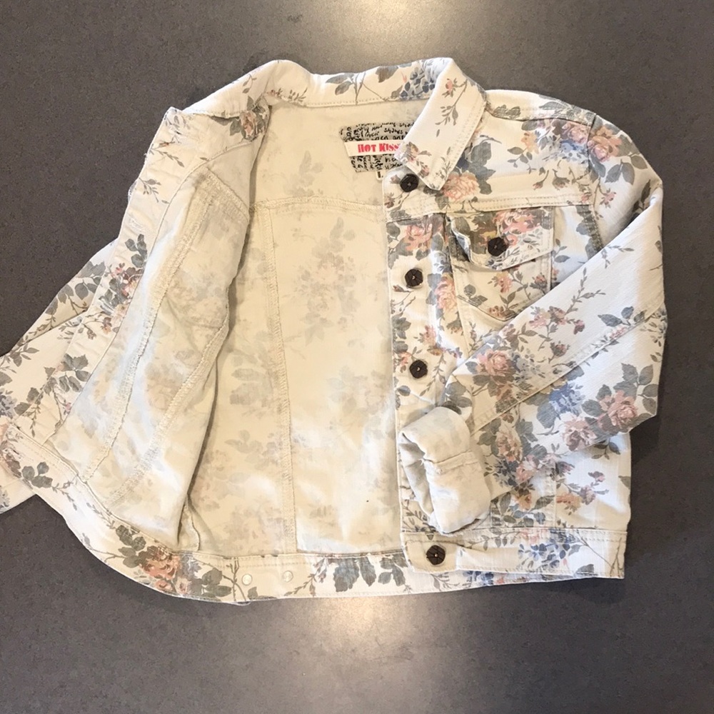 Button Up Jacket - Picture 2 of 3
